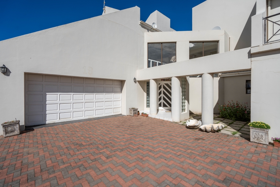 7 Bedroom Property for Sale in Royal Alfred Marina Eastern Cape